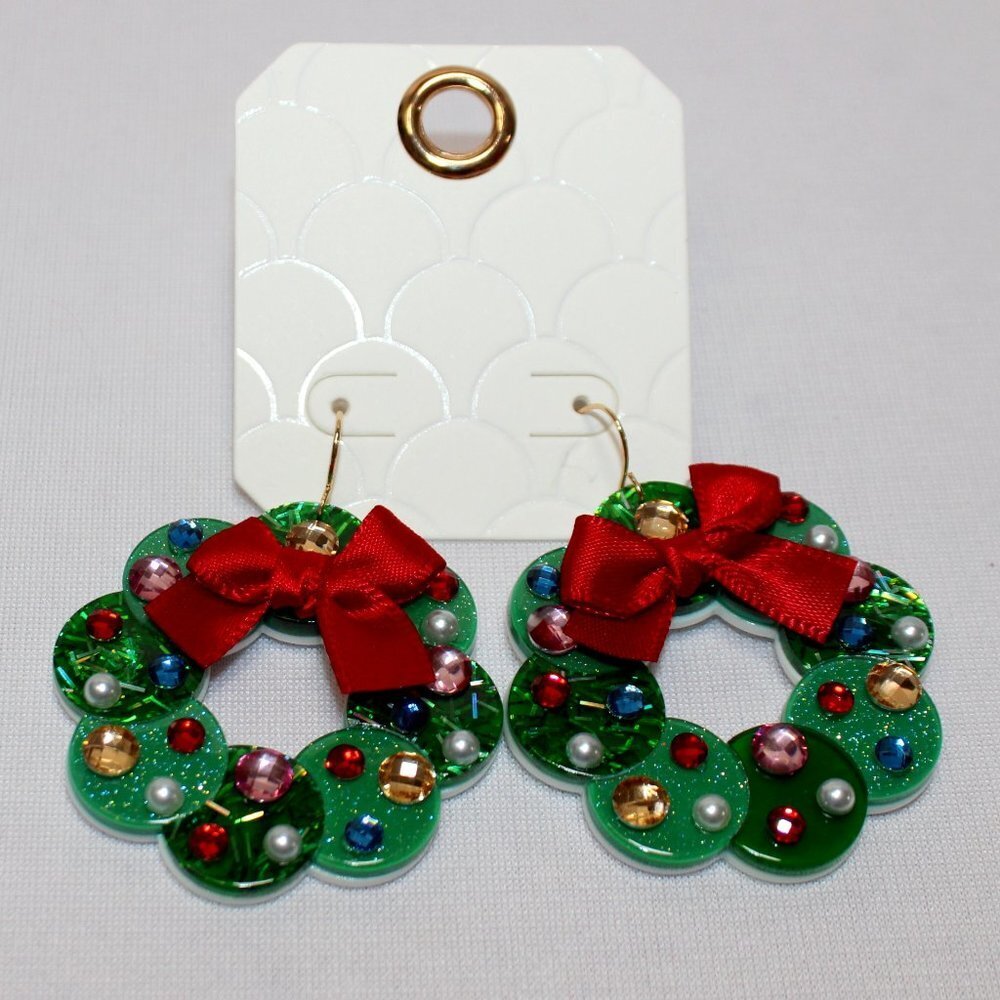 Glitter Resin Holiday Wreath with Multicolor Rhinestones and Red Bow
